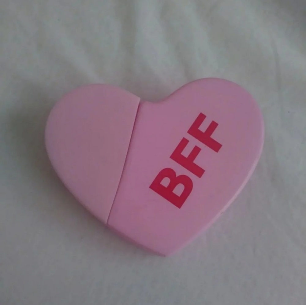 KKW Kimoji Hearts BFF